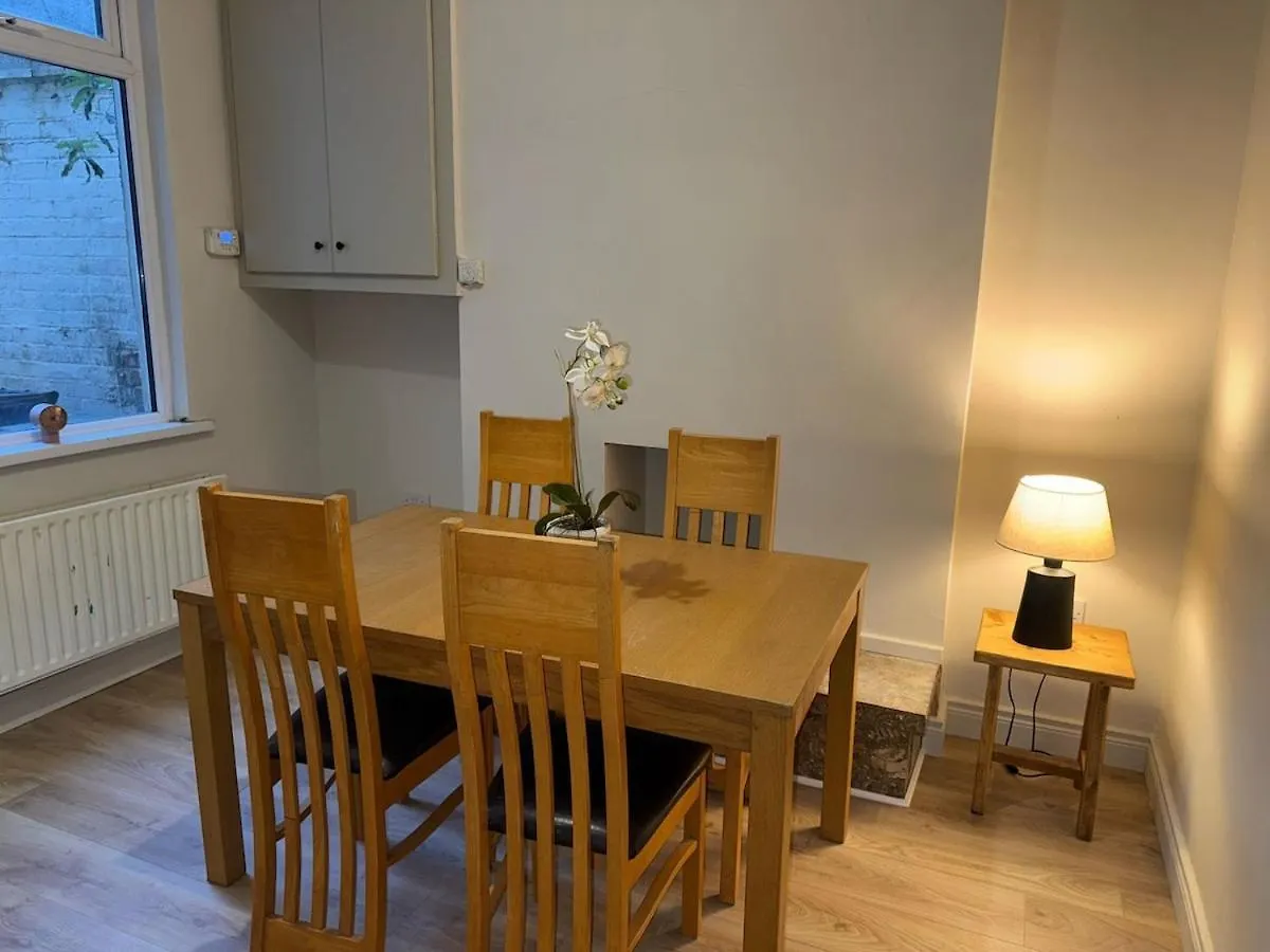 Central And Stylish Belfast City Home